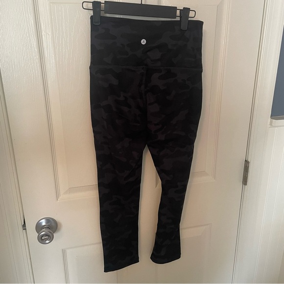 Danskin Women's Super Soft Legging Yoga Pants Black Camo Small Active Athleisure - Picture 6 of 6